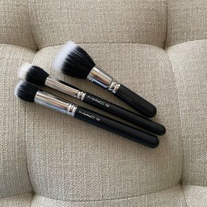 MAC Cosmetic Duel Fiber Makeup Brushes (set of 3)